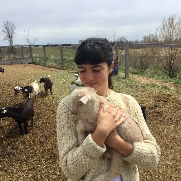 Meet your Posher, Bethany - Picture 1 of 1